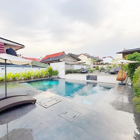 Ostello The White House Rachamankha เดอะ ไวท์เฮ้าส์ ราชมรรคา Chiang Mai Esterno foto